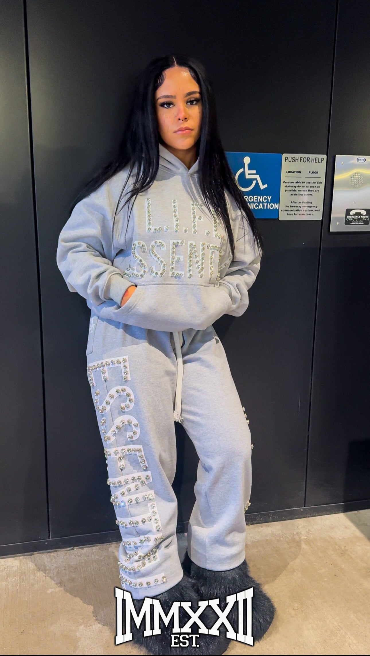 Gray “LIFE ESSENTIAL” Set